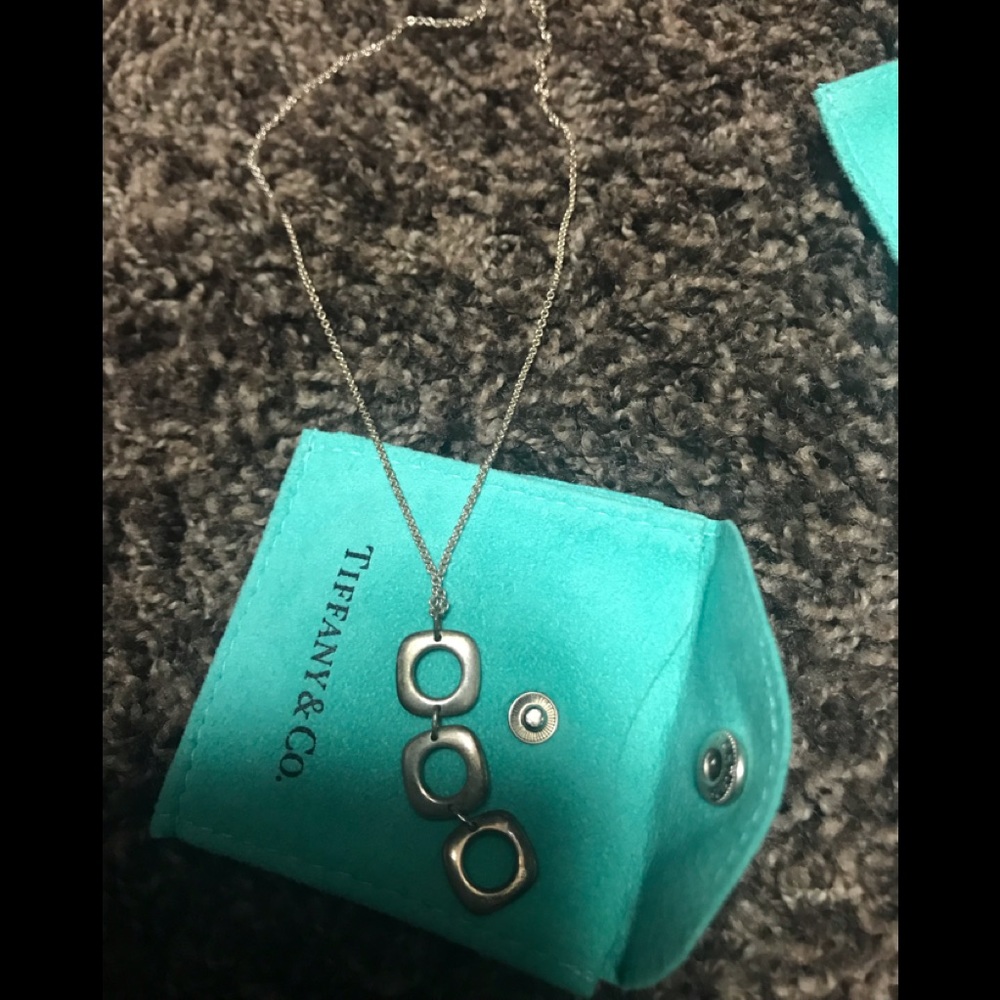 Tiffany original necklace